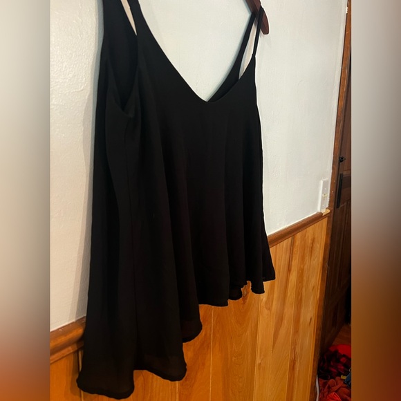 Blousy Tank - Picture 4 of 8